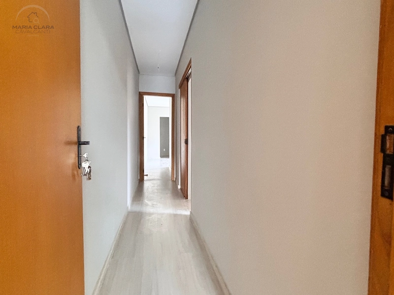 Uma casa linear pensada para viver e receber.: 14ª foto da galeria de imagens do imóvel