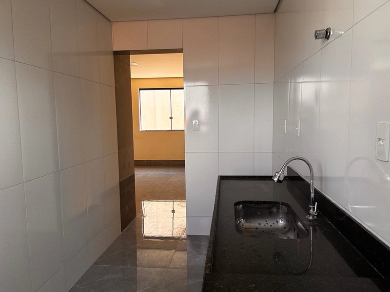 Terraço amplo para suas memórias, brisa leve e momentos inesquecíveis juntos.: 4ª foto da galeria de imagens do imóvel