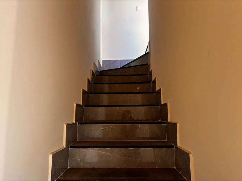 Terraço amplo para suas memórias, brisa leve e momentos inesquecíveis juntos.: 14ª foto da galeria de imagens do imóvel