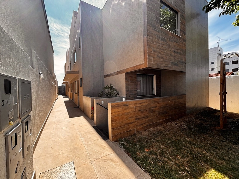 Terraço amplo para suas memórias, brisa leve e momentos inesquecíveis juntos.: 20ª foto da galeria de imagens do imóvel