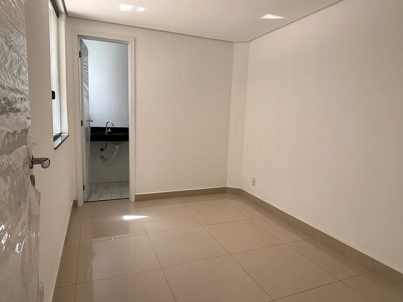 Apartamento compacto com 2 áreas privativas no Planalto: 14ª foto da galeria de imagens do imóvel
