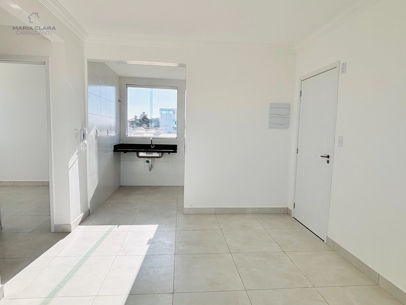 Um apartamento naturalmente claro e bem ventilado.: 1ª foto da galeria de imagens do imóvel