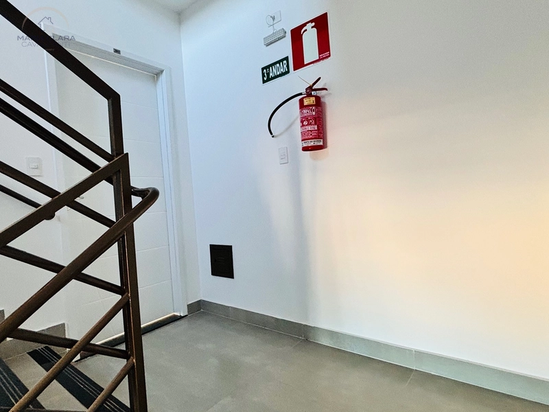 Um apartamento naturalmente claro e bem ventilado.: 3ª foto da galeria de imagens do imóvel