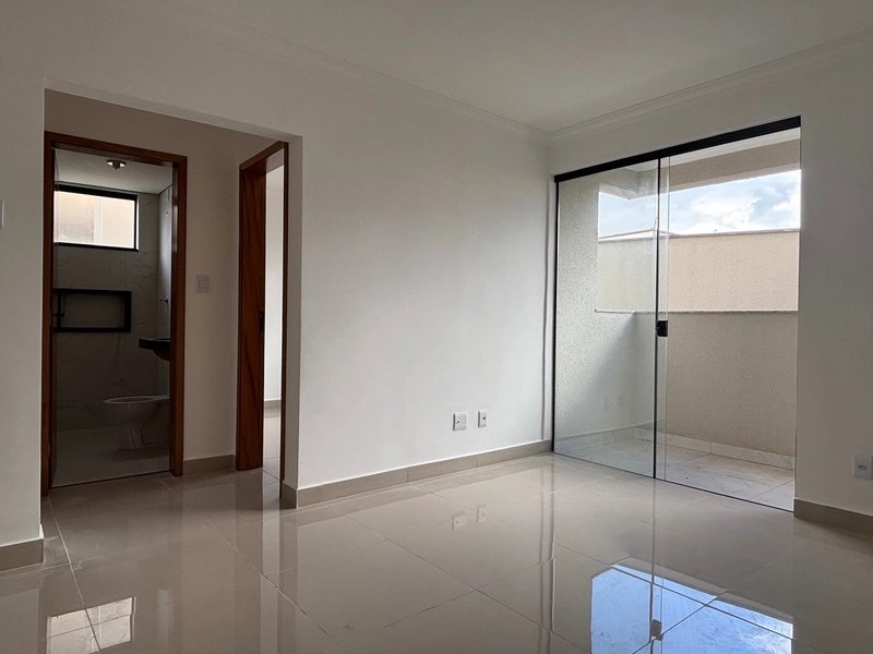 Investimento com diferencial: 2 áreas externas e ótima localização no Copacabana: 3ª foto da galeria de imagens do imóvel