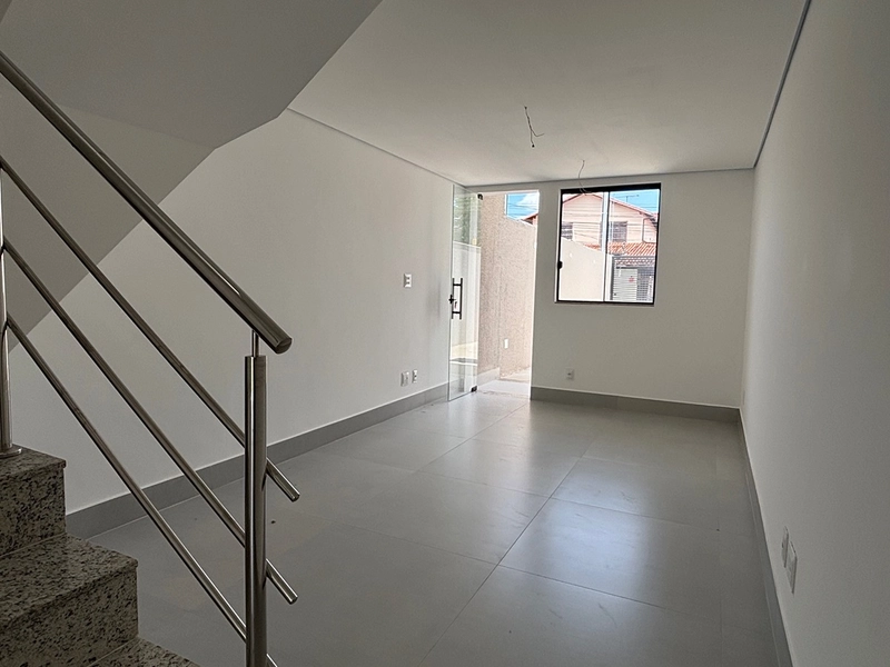 Casa com 2 suítes. Ideal para quem quer organização e privacidade.: 5ª foto da galeria de imagens do imóvel