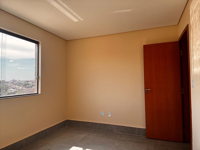 Terraço amplo, dois andares de alegria — seu espaço e privacidade.: 10ª foto da galeria de imagens do imóvel