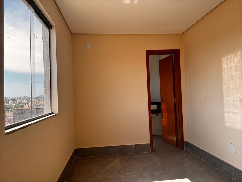 Terraço amplo, dois andares de alegria — seu espaço e privacidade.: 12ª foto da galeria de imagens do imóvel