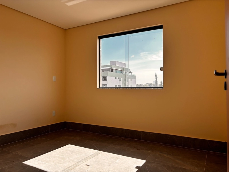 Terraço amplo, dois andares de alegria — seu espaço e privacidade.: 9ª foto da galeria de imagens do imóvel