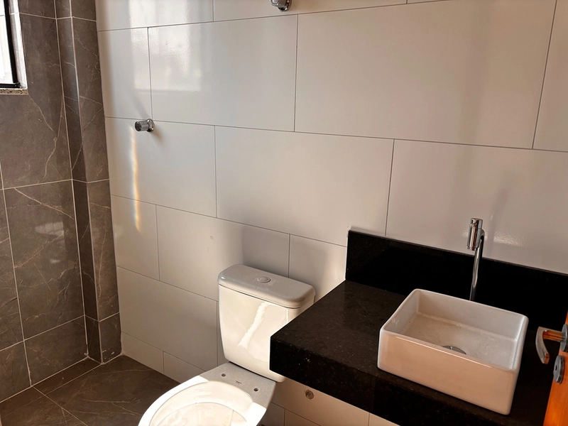 Terraço amplo, dois andares de alegria — seu espaço e privacidade.: 13ª foto da galeria de imagens do imóvel