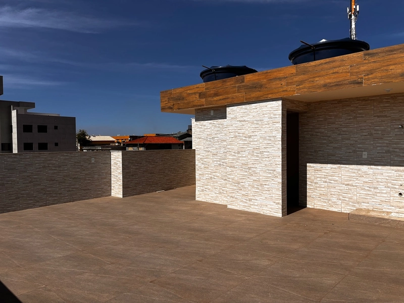 Terraço amplo, dois andares de alegria — seu espaço e privacidade.: 16ª foto da galeria de imagens do imóvel