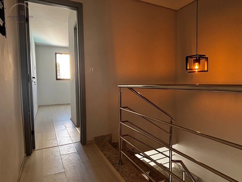 Arquitetura marcante, quintal e conforto para sua família.: 19ª foto da galeria de imagens do imóvel
