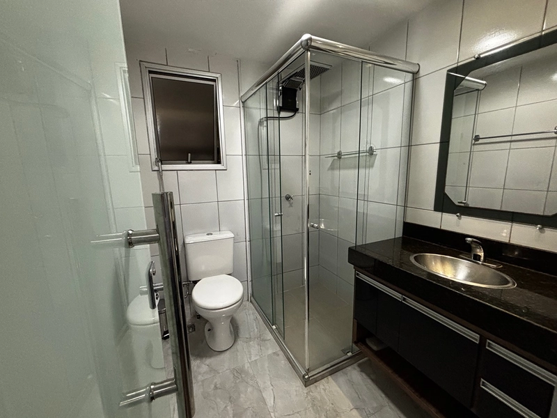 Área externa com Jacuzzi e varanda gourmet : 6ª foto da galeria de imagens do imóvel