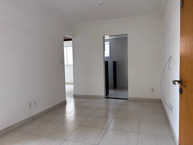 Desperte energia diária com escadas leves, luz natural e tranquilidade: 3ª foto da galeria de imagens do imóvel