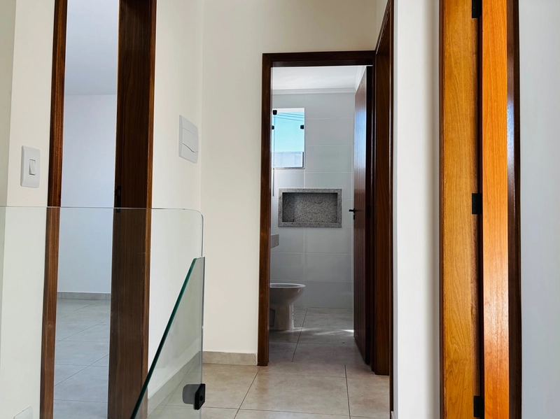 Casa nova, de esquina com quintal, 3 quartos | 1 suíte - Candelária : 17ª foto da galeria de imagens do imóvel