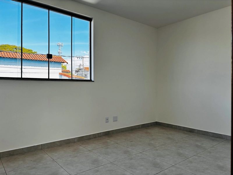 Casa nova, de esquina com quintal, 3 quartos | 1 suíte - Candelária : 19ª foto da galeria de imagens do imóvel