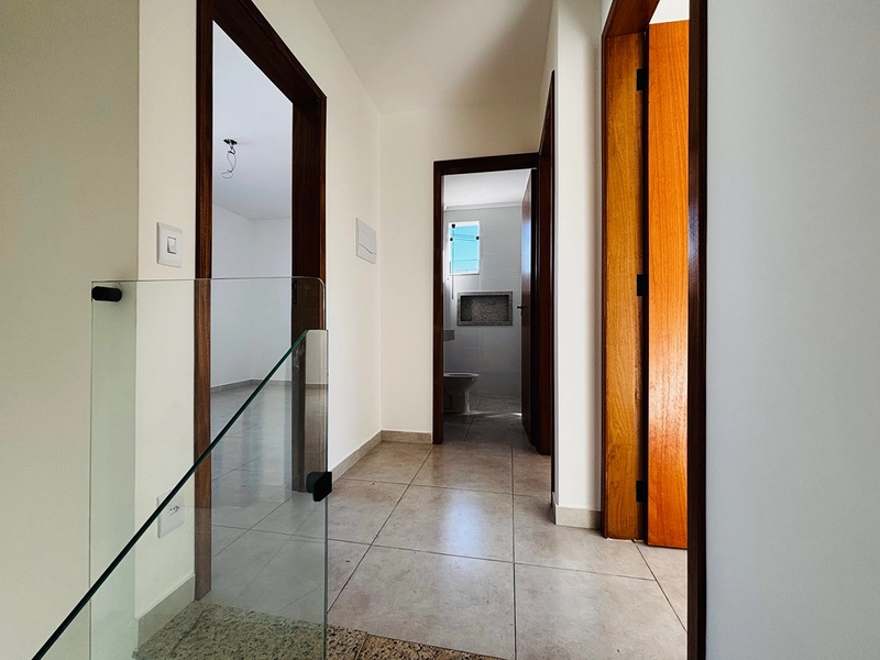 Casa nova, de esquina com quintal, 3 quartos | 1 suíte - Candelária : 18ª foto da galeria de imagens do imóvel