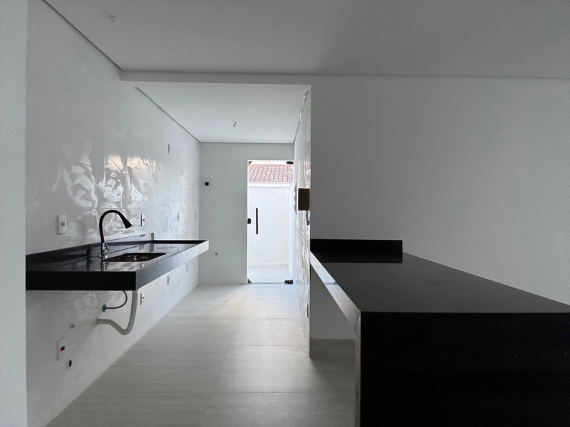 Apartamento com áreas externas e lazer no condomínio.: 2ª foto da galeria de imagens do imóvel