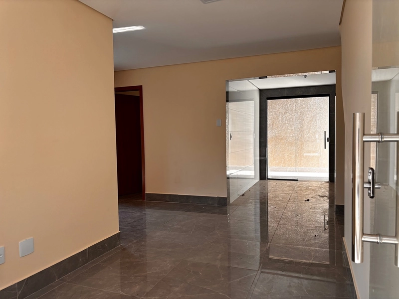 Seu refúgio térreo com área privativa no Planalto!: 2ª foto da galeria de imagens do imóvel