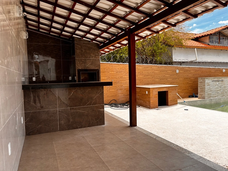 Encontre alegria cotidiana: casa com lazer completo e ambiente familiar.: 6ª foto da galeria de imagens do imóvel