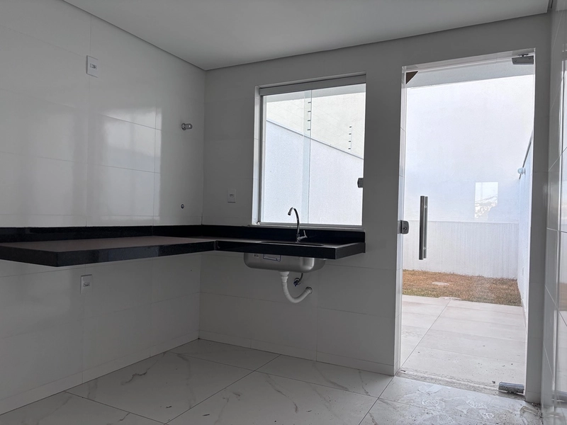 Casa geminada com 2 suítes à venda no bairro Santa Branca - Pampulha: 5ª foto da galeria de imagens do imóvel