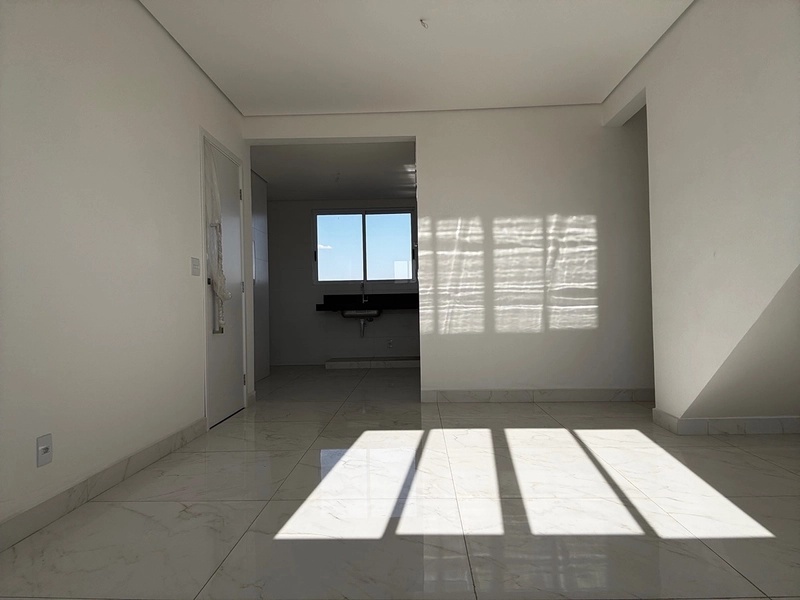 Sua vida elevada: espaço, tecnologia e privacidade em um só lar.: 16ª foto da galeria de imagens do imóvel