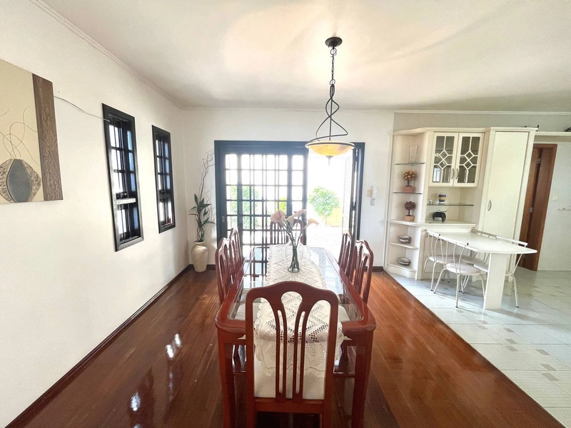 Casa mobiliada 3 dormitórios no Panazzolo: 2ª foto da galeria de imagens do imóvel