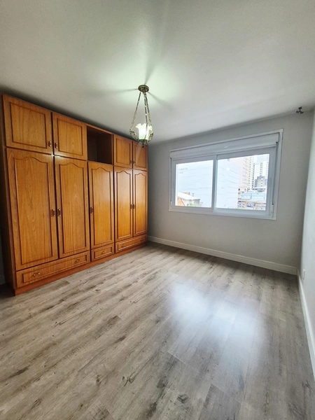 Apartamento Central - Localização Privilegiada. Semi Mobiliado próximo de tudo.: 10ª foto da galeria de imagens do imóvel