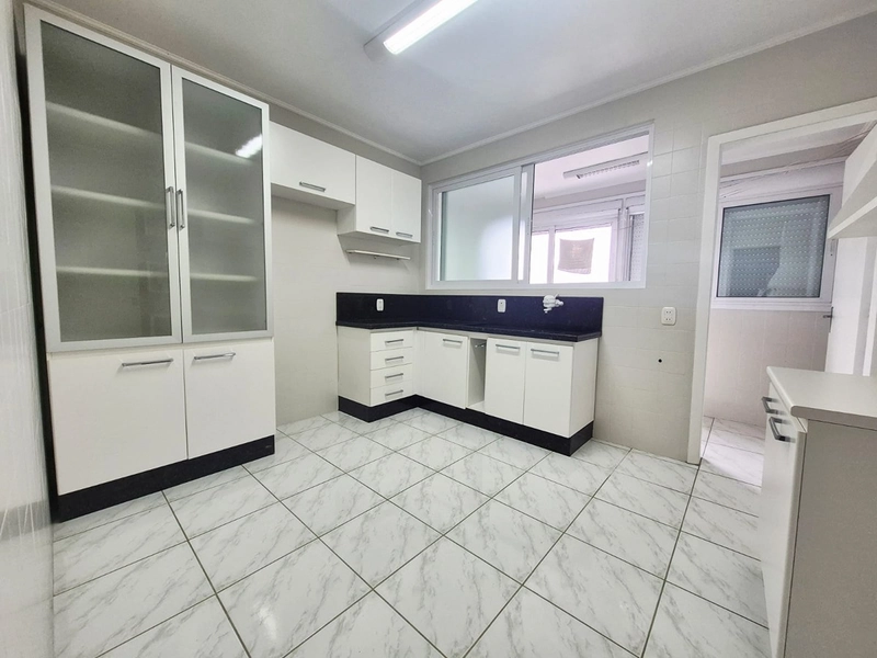 Apartamento Central - Localização Privilegiada. Semi Mobiliado próximo de tudo.: 6ª foto da galeria de imagens do imóvel