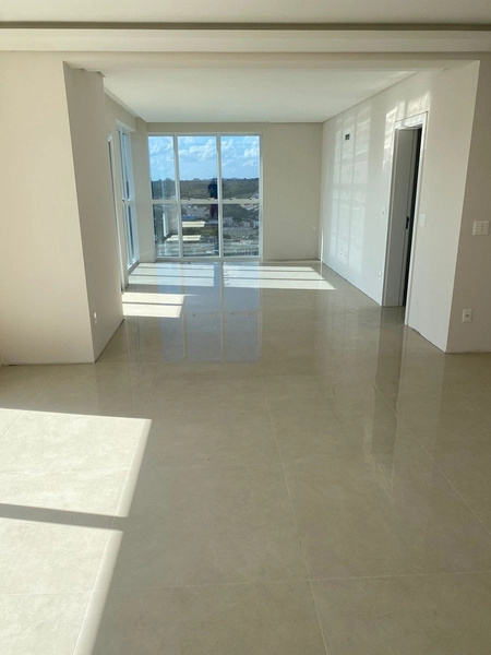 Apartamento 3 suítes, Um por andar: 3ª foto da galeria de imagens do imóvel