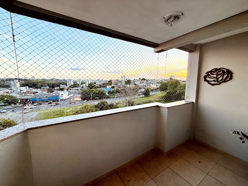 Mobiliado - Uma quadra da Jacob Luchese : 7ª foto da galeria de imagens do imóvel