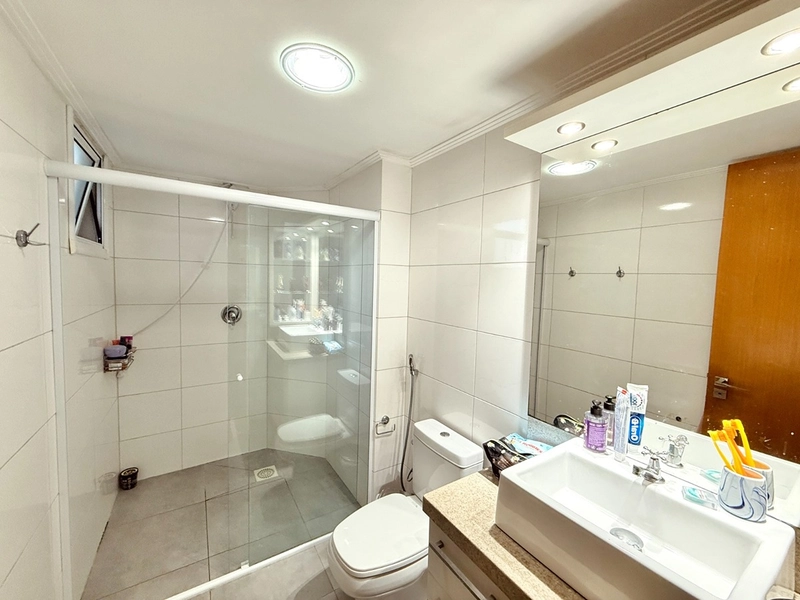 Mobiliado - Uma quadra da Jacob Luchese : 17ª foto da galeria de imagens do imóvel