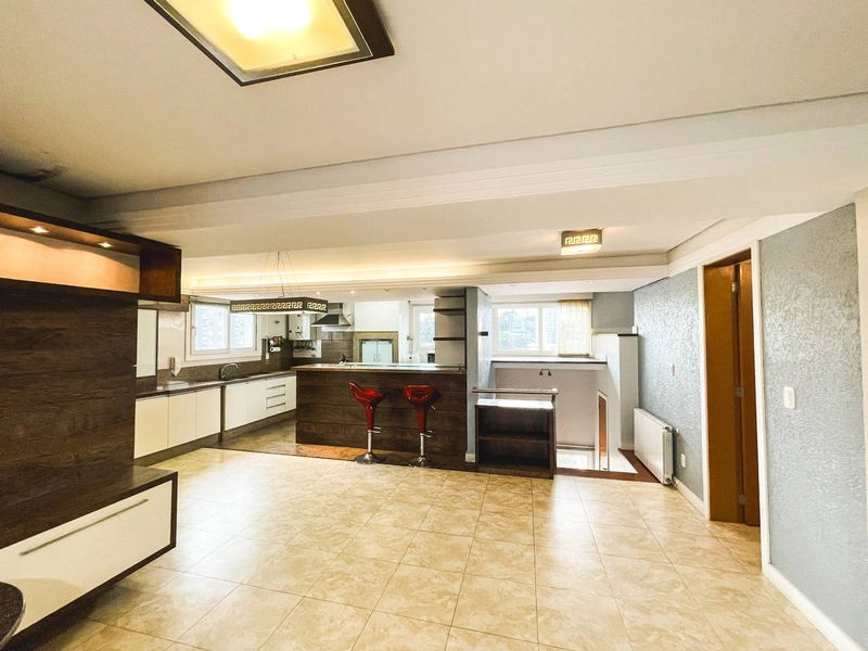 Cobertura duplex semimobiliada em Lourdes: 1ª foto da galeria de imagens do imóvel