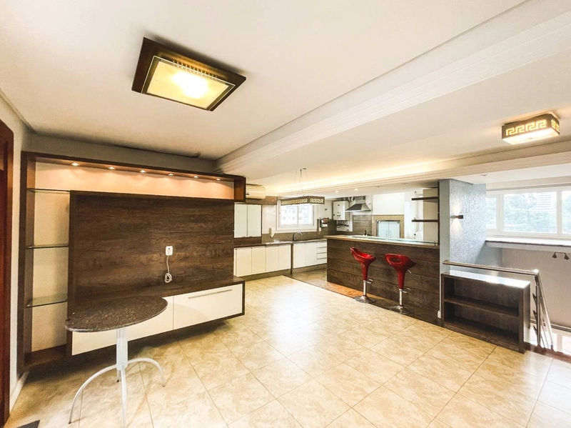 Cobertura duplex semimobiliada em Lourdes: 9ª foto da galeria de imagens do imóvel