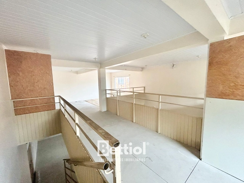 Terreno com duas construções no bairro Serrano.: 2ª foto da galeria de imagens do imóvel