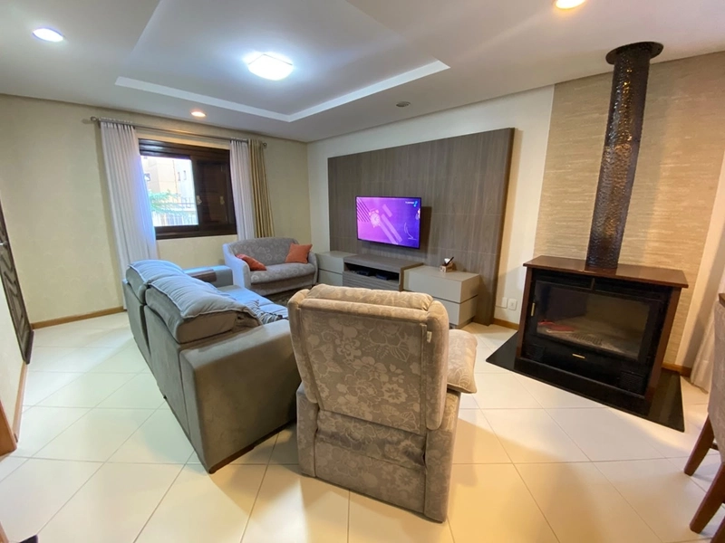 Casa próxima a UCS 100% mobiliada: 5ª foto da galeria de imagens do imóvel