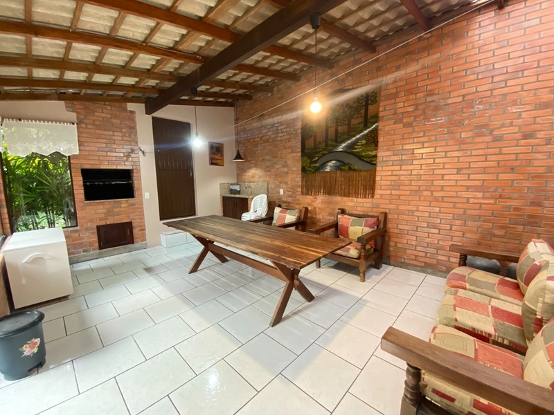 Casa próxima a UCS 100% mobiliada: 6ª foto da galeria de imagens do imóvel