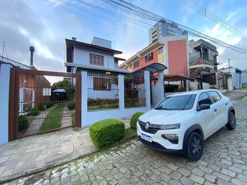 Casa próxima a UCS 100% mobiliada: 21ª foto da galeria de imagens do imóvel