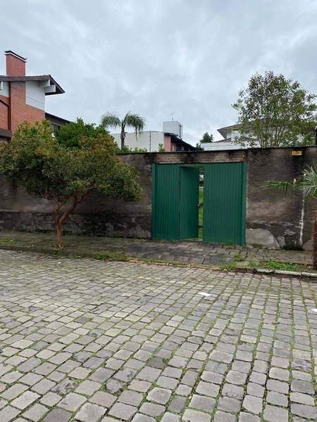 Excelente terreno plano no cinquentenário: 2ª foto da galeria de imagens do imóvel