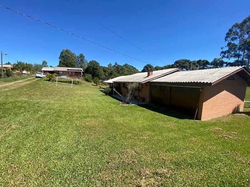 🌳 Chácara em Condomínio Fechado com 2 Casas e Piscina em Vila Seca – Terreno de 4.512m: 5ª foto da galeria de imagens do imóvel