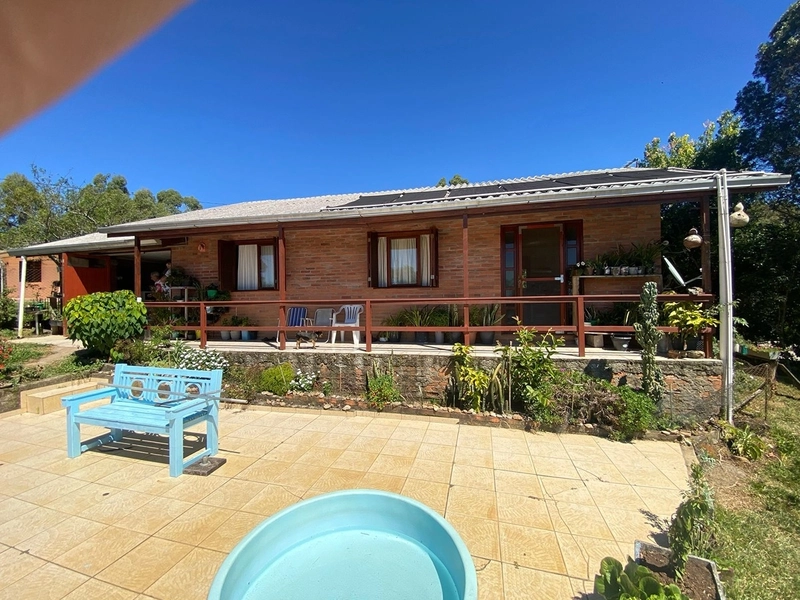 🌳 Chácara em Condomínio Fechado com 2 Casas e Piscina em Vila Seca – Terreno de 4.512m: 3ª foto da galeria de imagens do imóvel