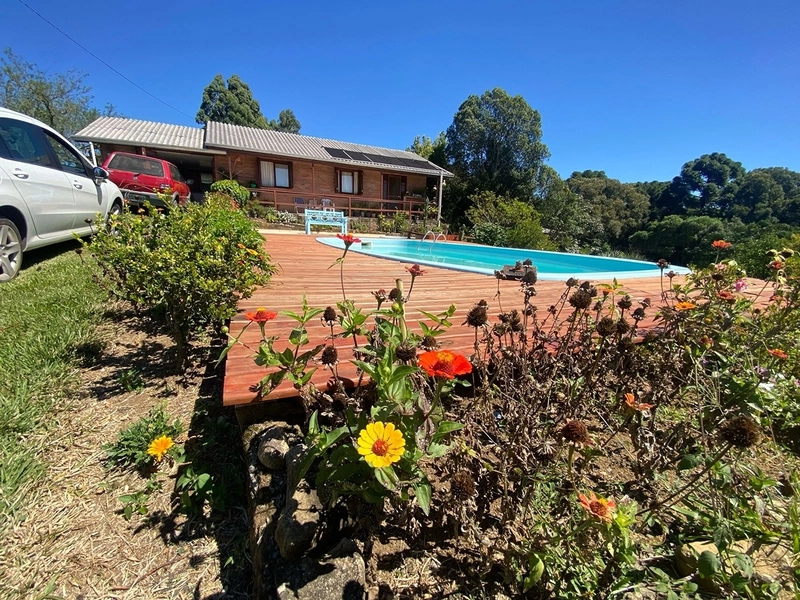 🌳 Chácara em Condomínio Fechado com 2 Casas e Piscina em Vila Seca – Terreno de 4.512m: 7ª foto da galeria de imagens do imóvel