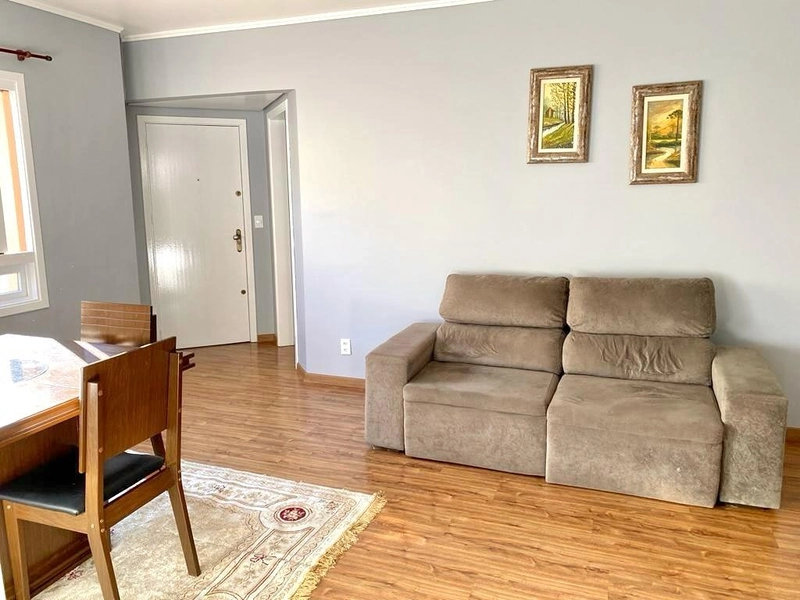 Apartamento com 3 dormitórios sendo 1 Suite no São Pelegrino: 2ª foto da galeria de imagens do imóvel