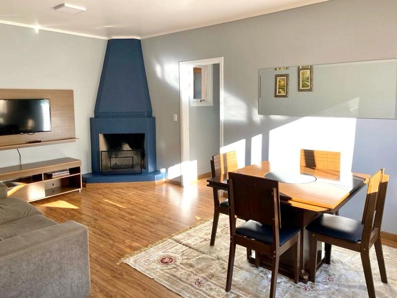 Apartamento com 3 dormitórios sendo 1 Suite no São Pelegrino: 1ª foto da galeria de imagens do imóvel