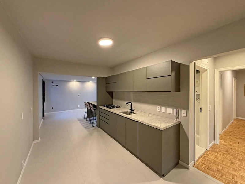 Apartamento 2 dormitórios sendo 1 suíte, no exposição: 2ª foto da galeria de imagens do imóvel