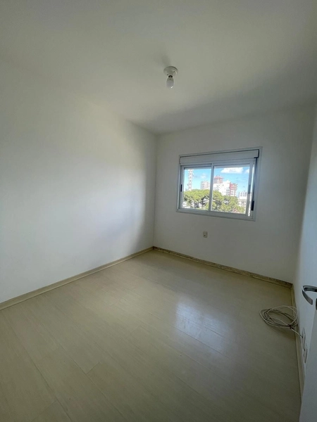 Apartamento Próximo à UCS com Sacada Fechada e Vista Linda: 2ª foto da galeria de imagens do imóvel