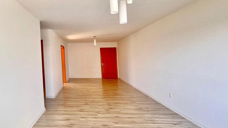 Apartamento Semimobiliado com 03 dormitórios no bairro Madureira : 15ª foto da galeria de imagens do imóvel