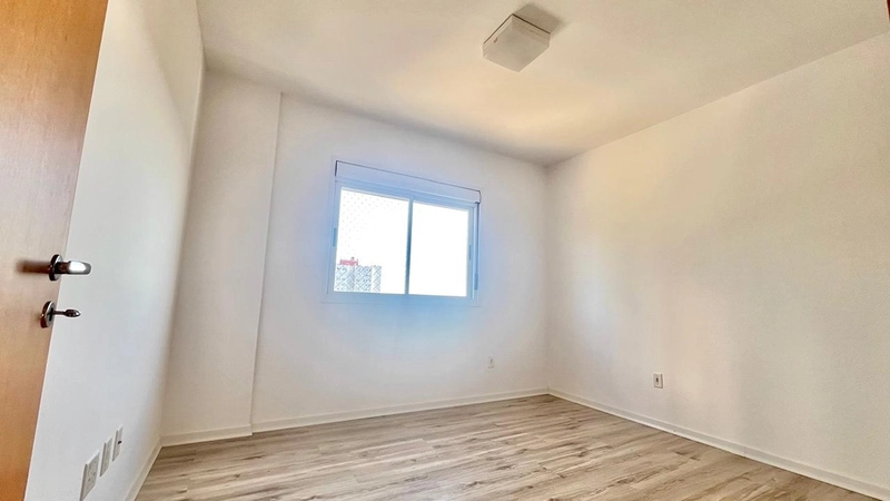 Apartamento Semimobiliado com 03 dormitórios no bairro Madureira : 34ª foto da galeria de imagens do imóvel