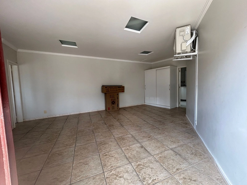 Casa Térrea Potencial de negócio - Universitário: 2ª foto da galeria de imagens do imóvel