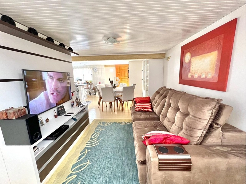 Casa 4 dormitórios no Sagrada Família: 1ª foto da galeria de imagens do imóvel