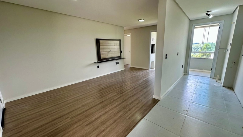 Apartamento Ensolarado com 3 dormitórios: 7ª foto da galeria de imagens do imóvel